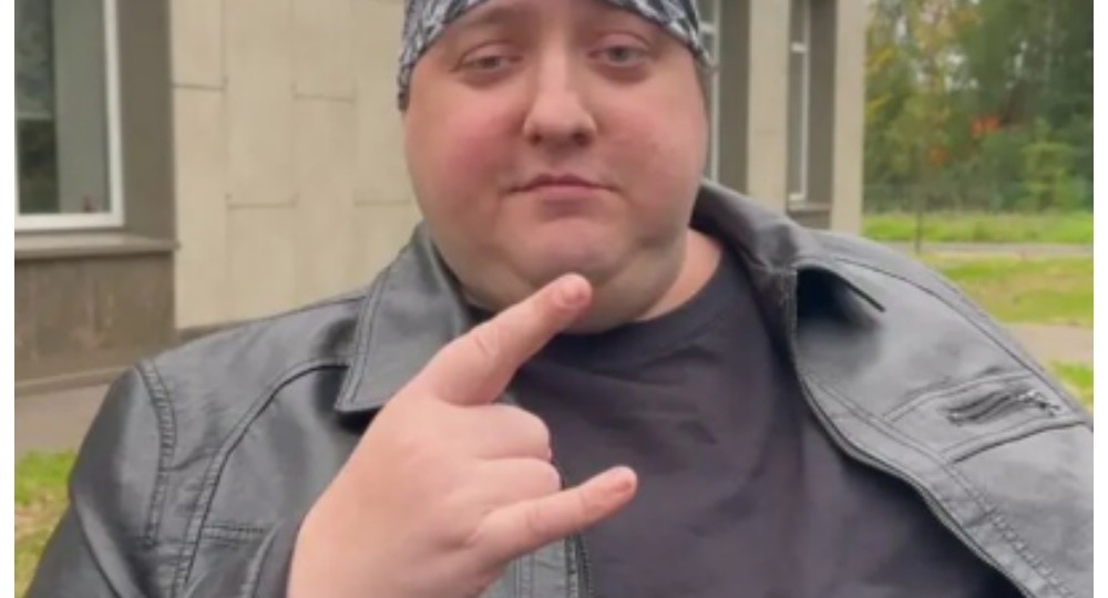 Роман Попов - откровенная история борьбы с болезнью, которую не показывали на экране