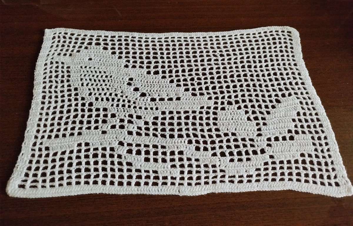 Птичка на ветке