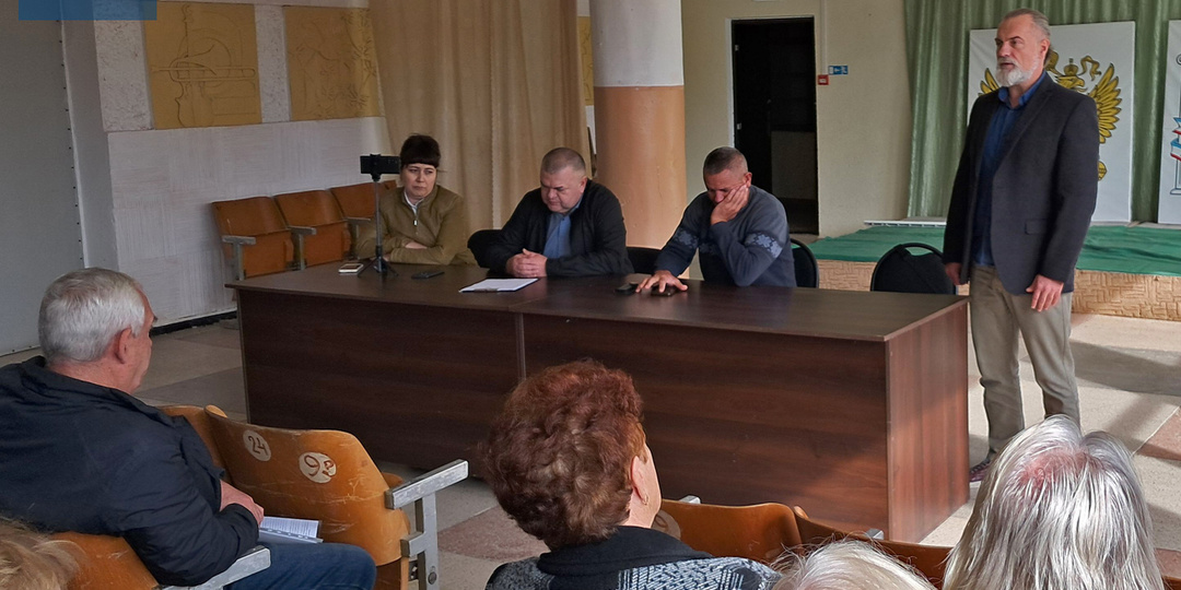 Администрация Феодосии за "экологическую тропу" на Золотом пляже, но против сохранения его природы