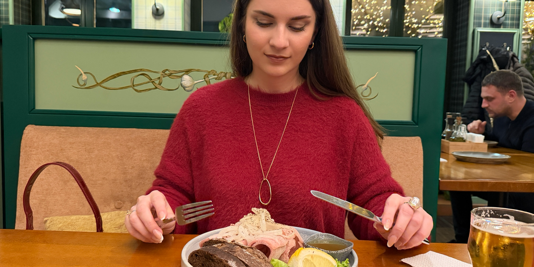 Как правильно есть строганину из пеламиды в Калининграде