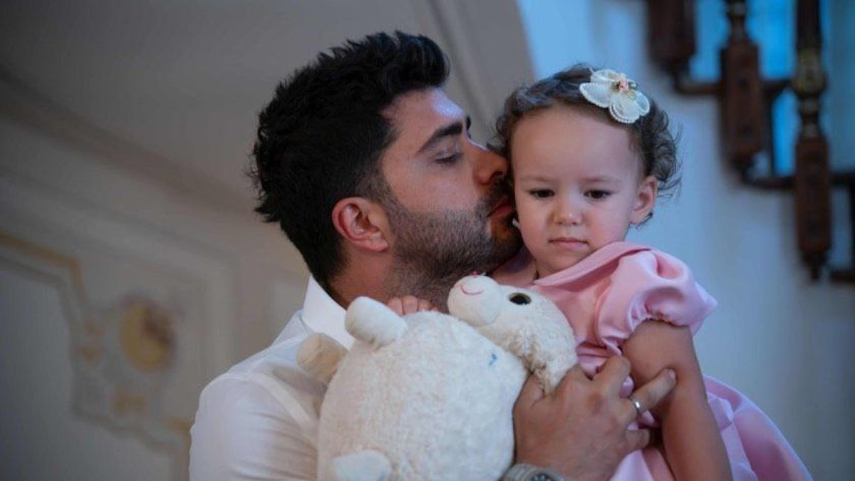 Кадр из сериала "Клюквенный щербет"