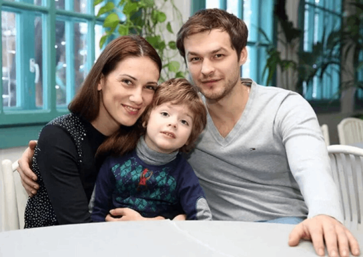 С Анной и сыном Андреем