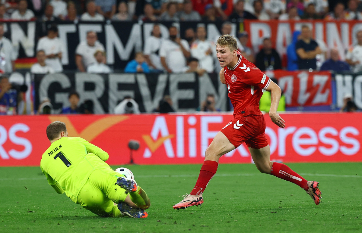 Матч сборных Дании и Германии