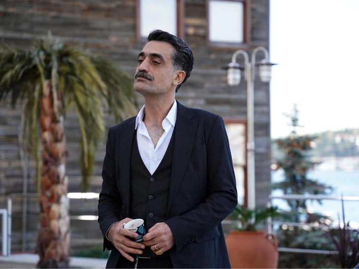 Кадр из сериала "Зимородок"