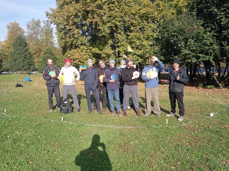 Над нами солнце светит, не жизнь, а благодать...