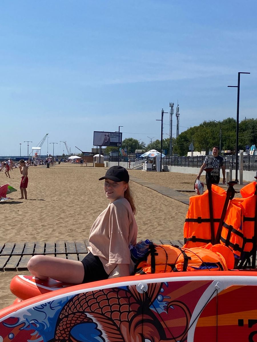 Веду прогулочку кататься на сапах