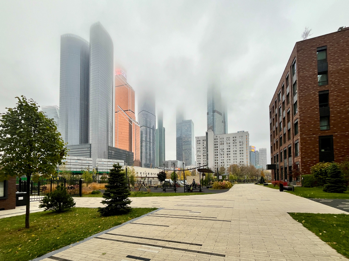 2. Вид в сторону Москва-Сити.