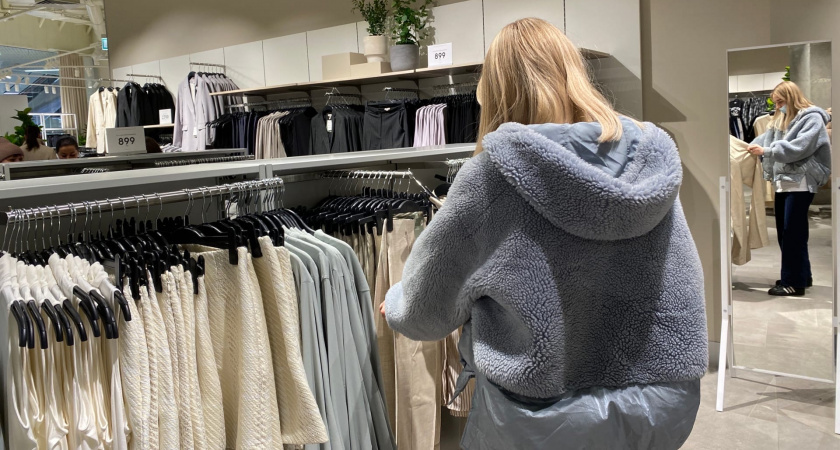    Это носят только деревенщины: 5 предметов одежды, которые вышли из моды еще в 2010