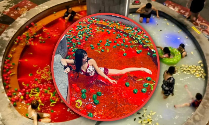 Реклама с красивой китаянкой , ну конечно.