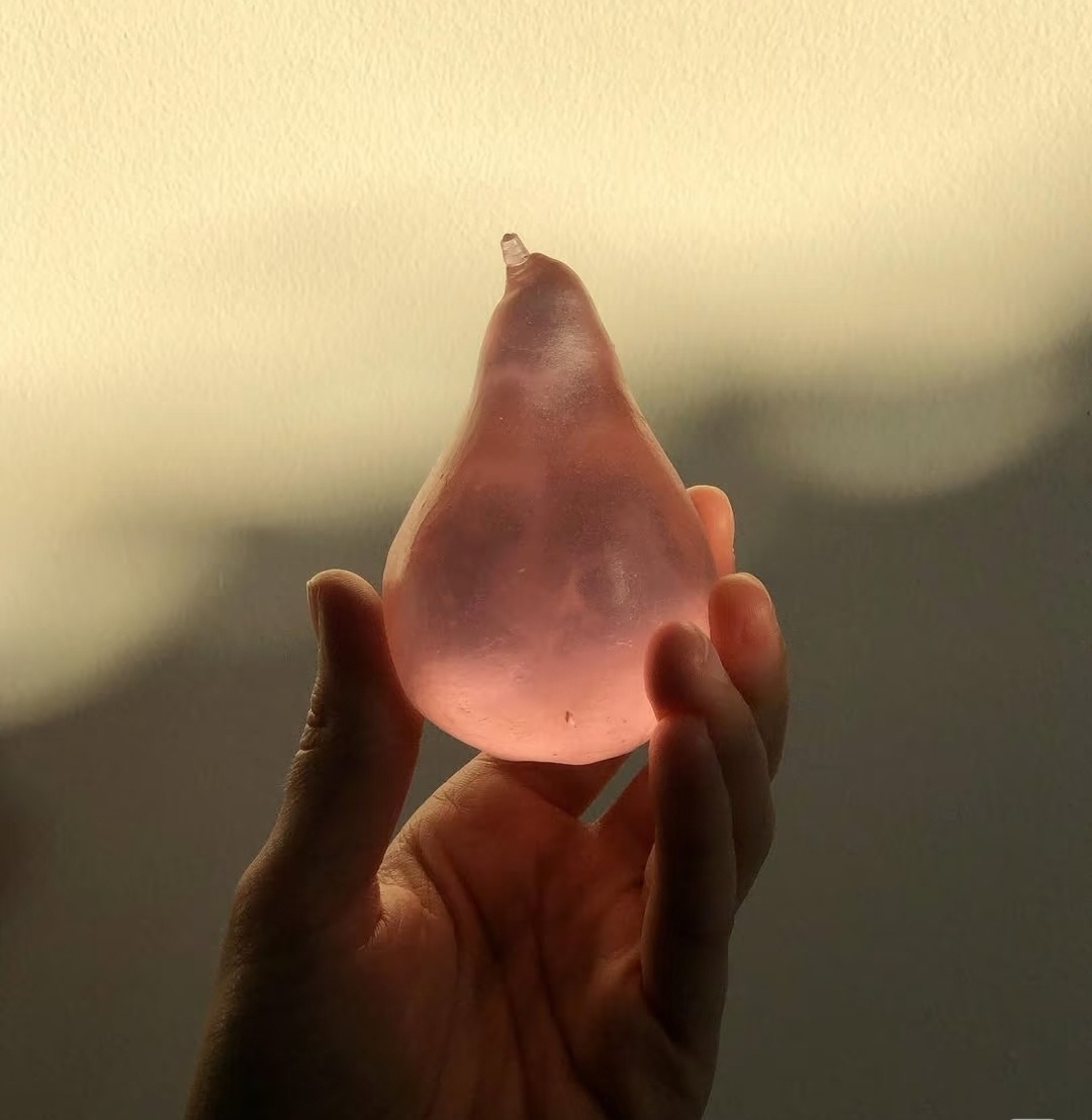 Стеклянные фрукты Девин Ормсби