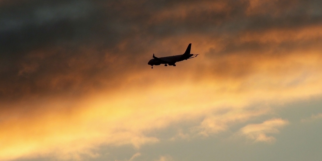 Во Внуково и еще 4 российских аэропортах приостановили работу