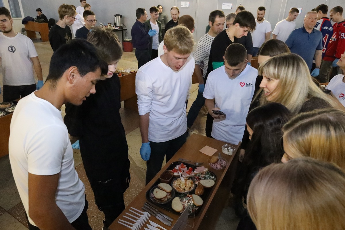 Работе жюри не позавидуешь: столько достойных команд!