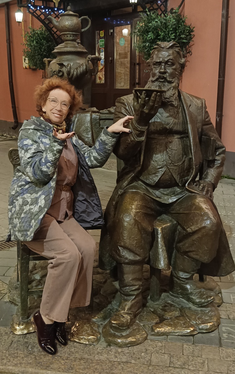 Чайку-то мне не налили(