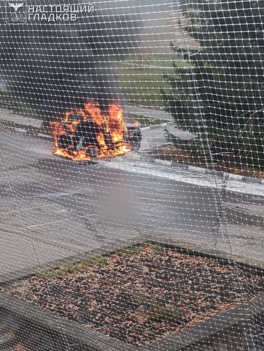    Дрон ВСУ попал в автомобиль в Белгородской области. Источник: t.me/vvgladkov