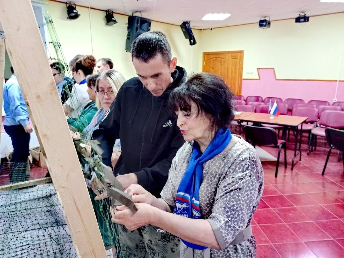    Встреча с героем