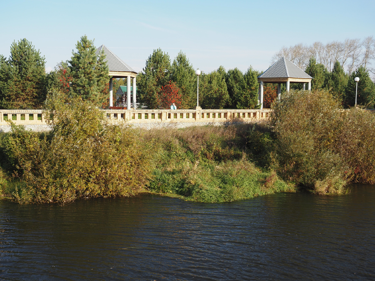 Набережная реки Пышма в санатории Обуховский