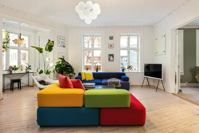 Фото на обложке: Alex Tyson (Unsplash)