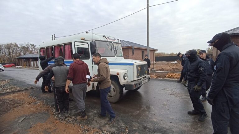    Полиция Оренбурга выявила более 260 миграционных нарушений Оренбуржье