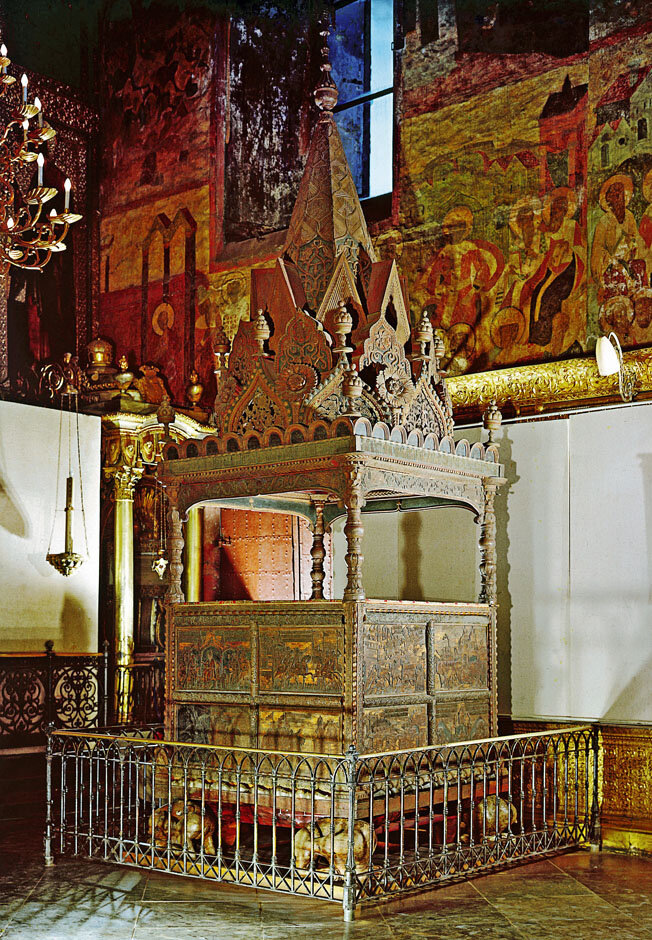 Престол Мономаха в Успенском соборе Московского Кремля