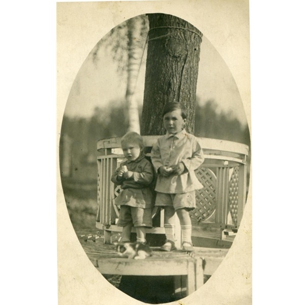 Сергей и Андрей Тутуновы, фотография 1930 года