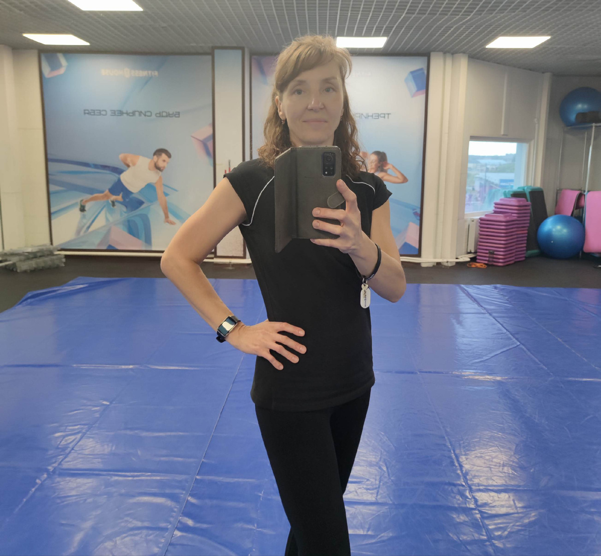 Привет! Я Ксюша, мама пятерых. Долгое время занималась тхэквондо, недавно закончила обучение на фитнес-тренера. Здесь рассказываю о своей жизни как она есть. Всем рада, присоединяйтесь!