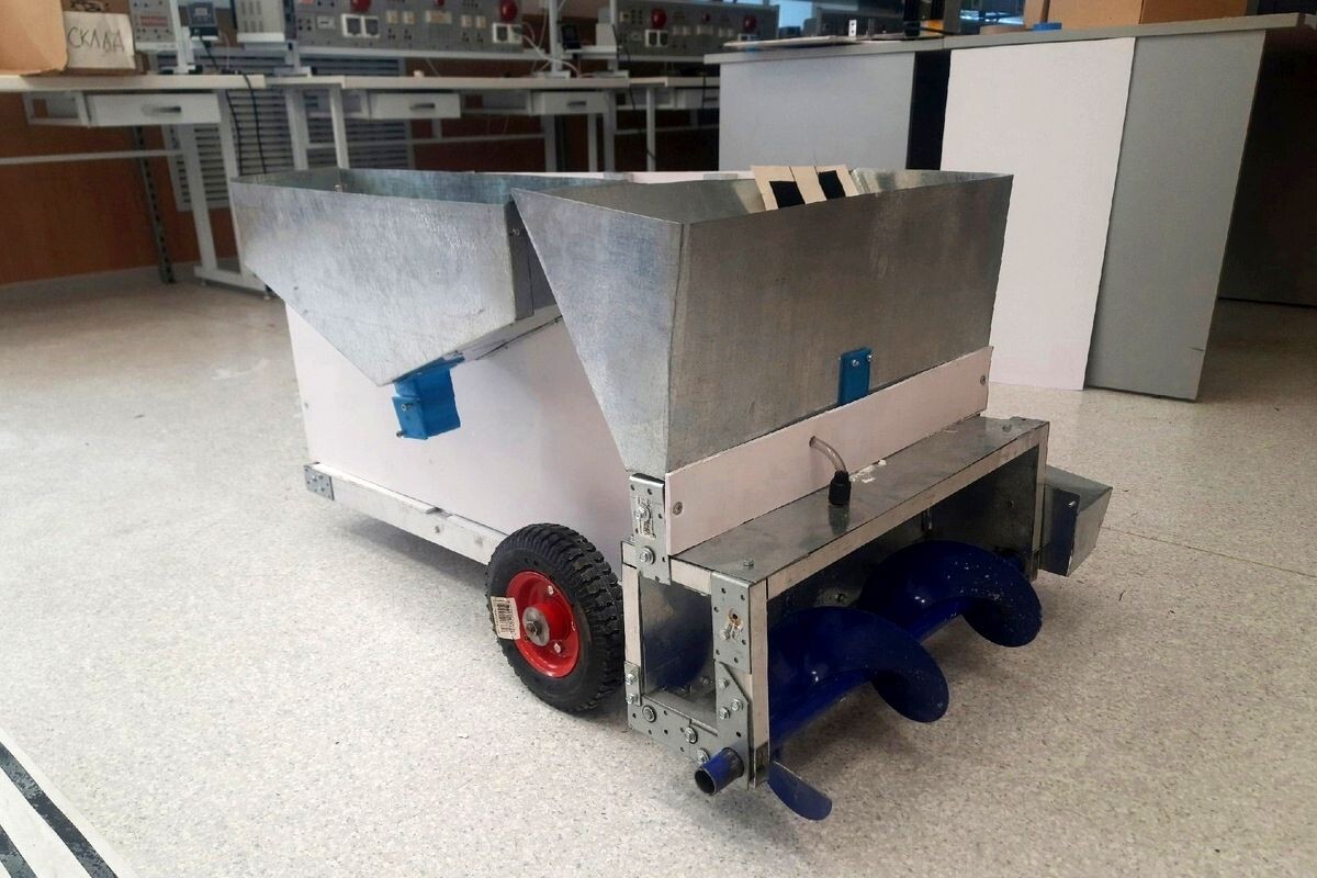 Прототип робота-подталкивателя