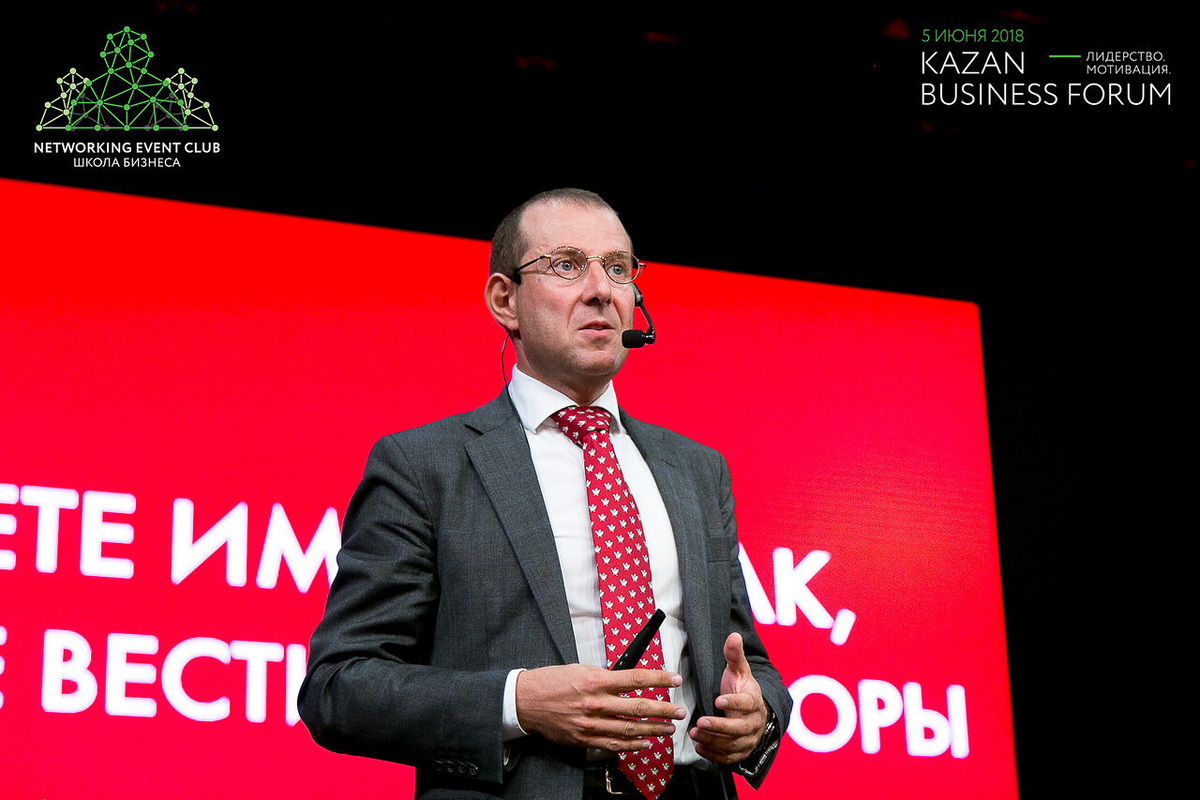 Психотрюки — не магия, а рабочие инструменты, которые помогут вам управлять разговором и чувствовать себя сильнее