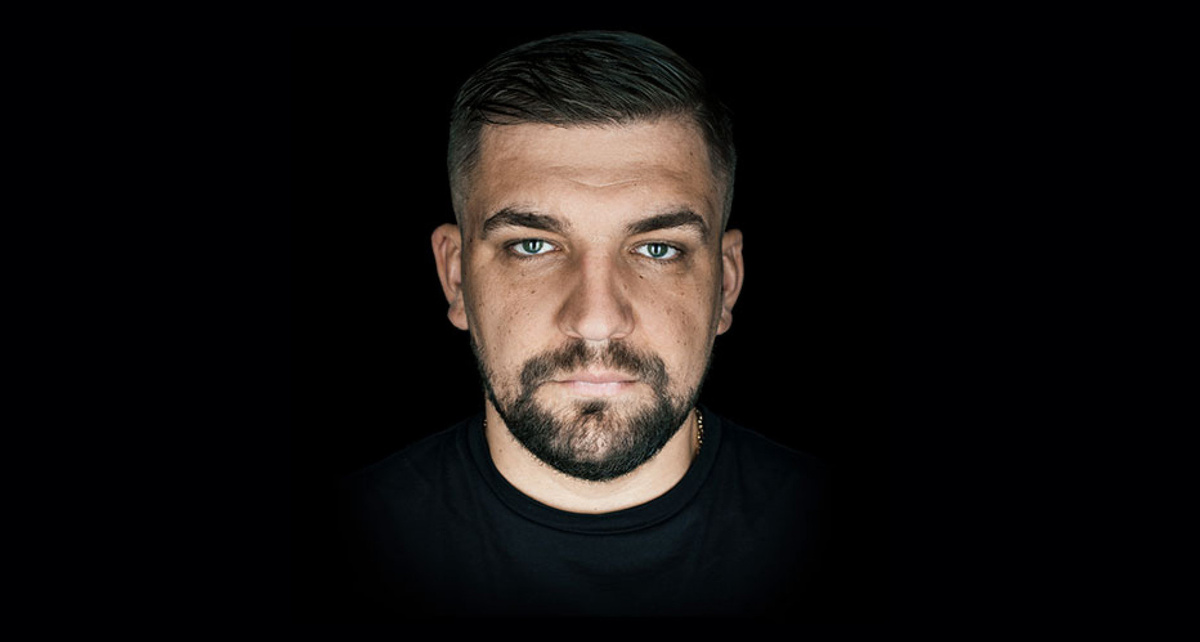 Баста (настоящее имя — Василий Вакуленко) — российский рэпер, музыкант, композитор, телерадиоведущий, актёр, сценарист, режиссёр и продюсер.