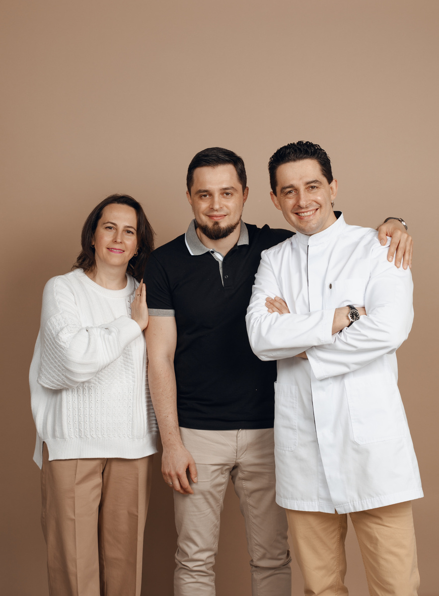 Фотография взята с сайта стоматологии Дмитрович Фэмили https://www.dmitrovich.ru/