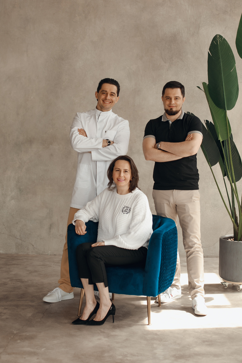 Фотография взята с сайта стоматологии Дмитрович Фэмили https://www.dmitrovich.ru/