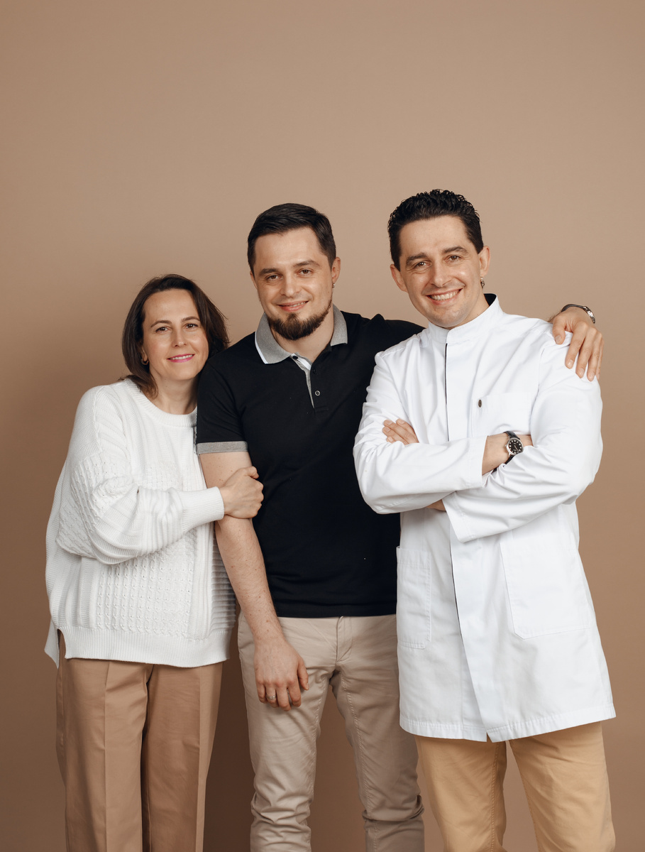 Фотография взята с сайта стоматологии Дмитрович Фэмили https://www.dmitrovich.ru/