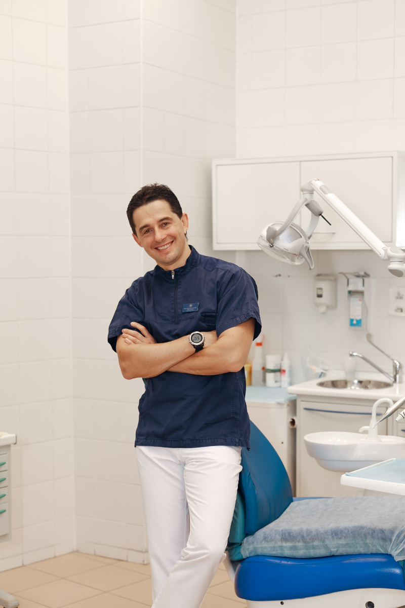 Фотография взята с сайта стоматологии Дмитрович Фэмили https://www.dmitrovich.ru/