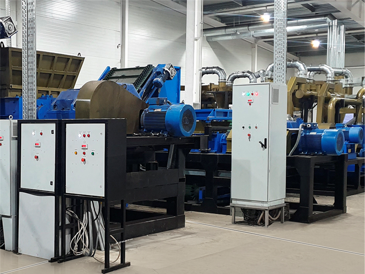 На фото: Автоматизированная линия для переработки шин ECOGOLD