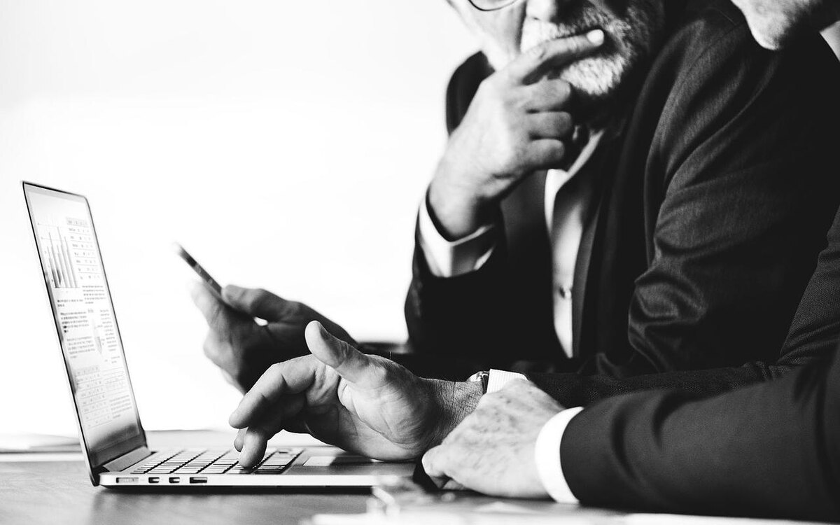    Вместо дорогого маркетинга – деловая пресса: как СМИ помогают бизнесу в позиционировании Фото – ru.freepik.com