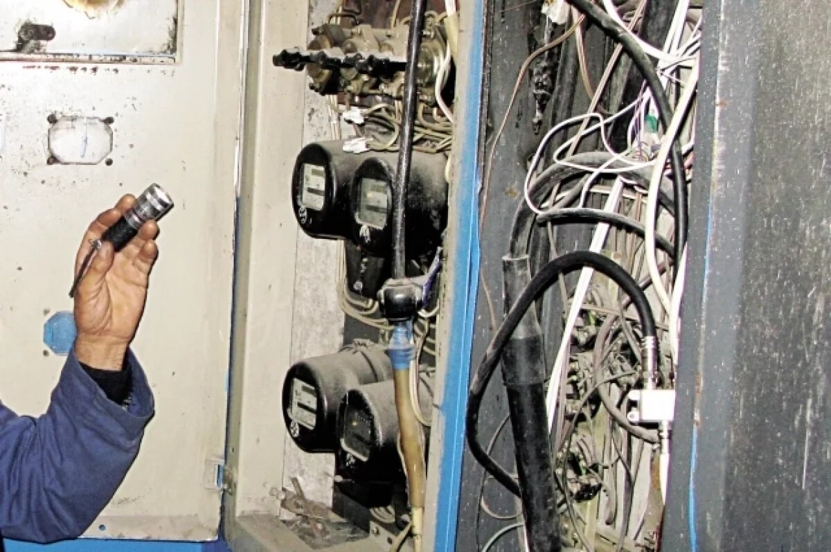    В Прикамье отстранённый электрик отсудил деньги за перелом руки на работе