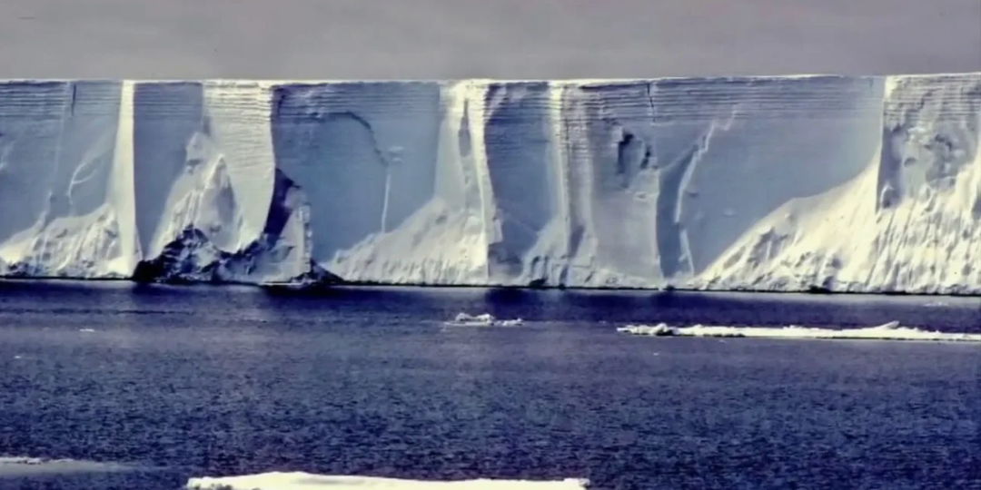 Ледяная стена Антарктиды