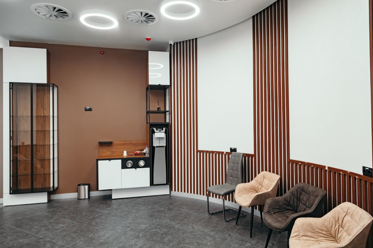 Фотография взята с сайта стоматологии Дмитрович Фэмили https://www.dmitrovich.ru/