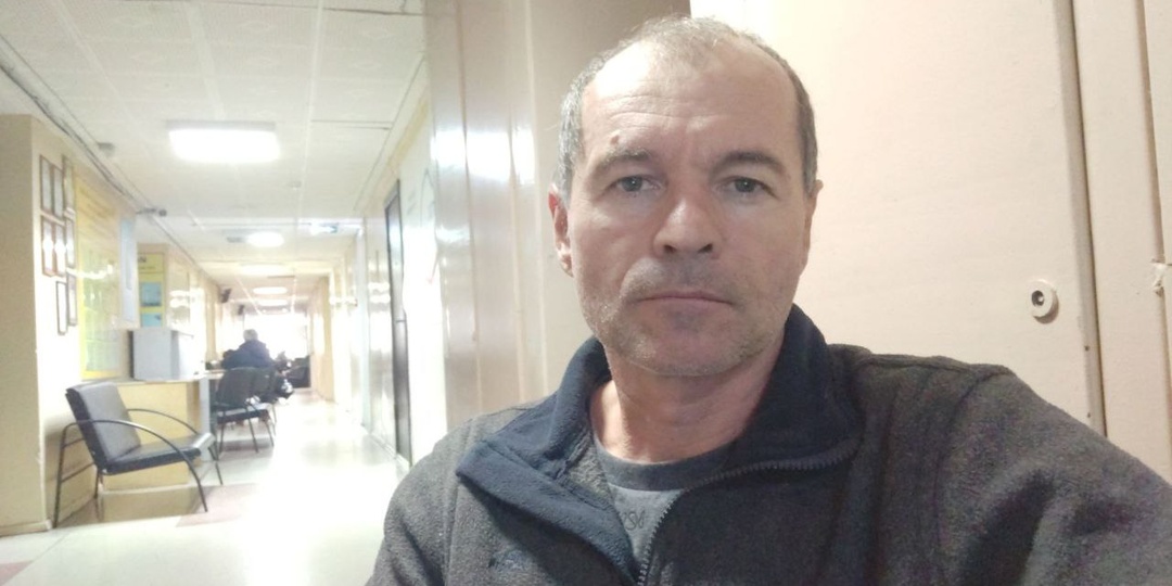 Сижу в очереди в соцслужбе