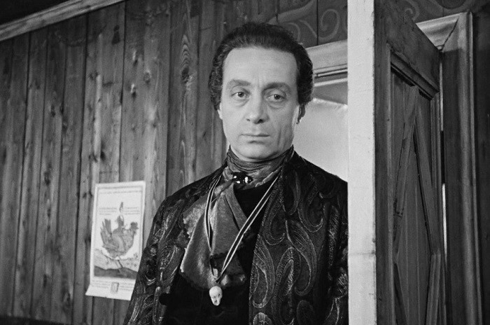 "Оказался забытым".Отказался от ордена и жил с женщиной на 33 года младше: Тайная жизнь графа Калиостро, который стыдился своей славы