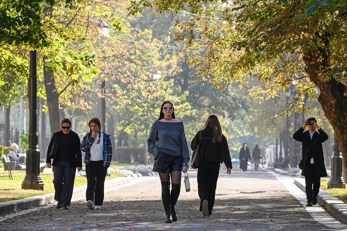    Температура в последние дни октября и в начале ноября в целом будет выше нормы.