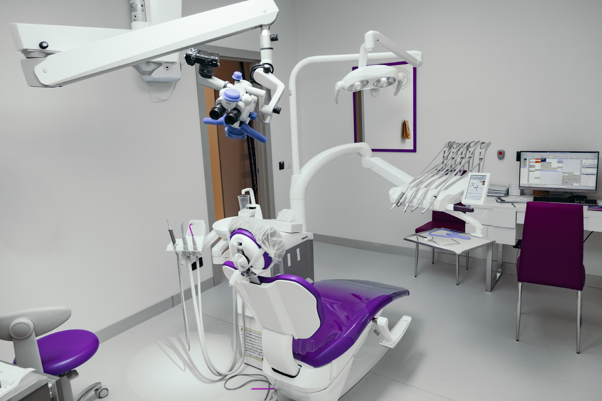 Фотография взята с сайта стоматологии Дмитрович Фэмили https://www.dmitrovich.ru/