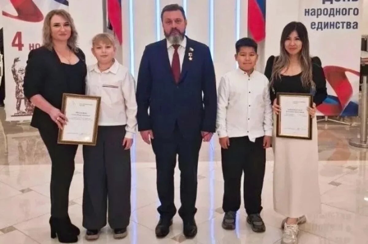    Астраханские школьники спасли друг друга из ледяной воды