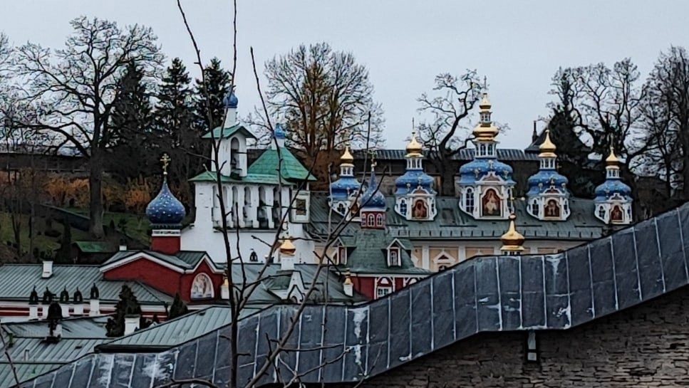 Свято-Успенский Псково-Печерский монастырь