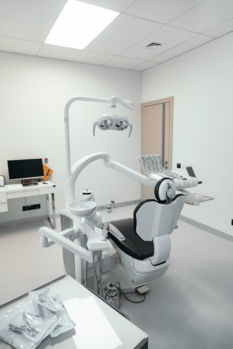 Фотография взята с сайта стоматологии Дмитрович Фэмили https://www.dmitrovich.ru/