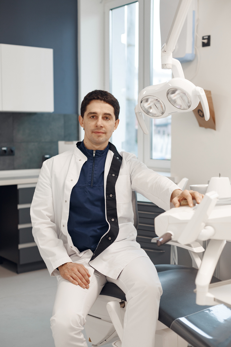 Фотография взята с сайта стоматологии Дмитрович Фэмили https://www.dmitrovich.ru/