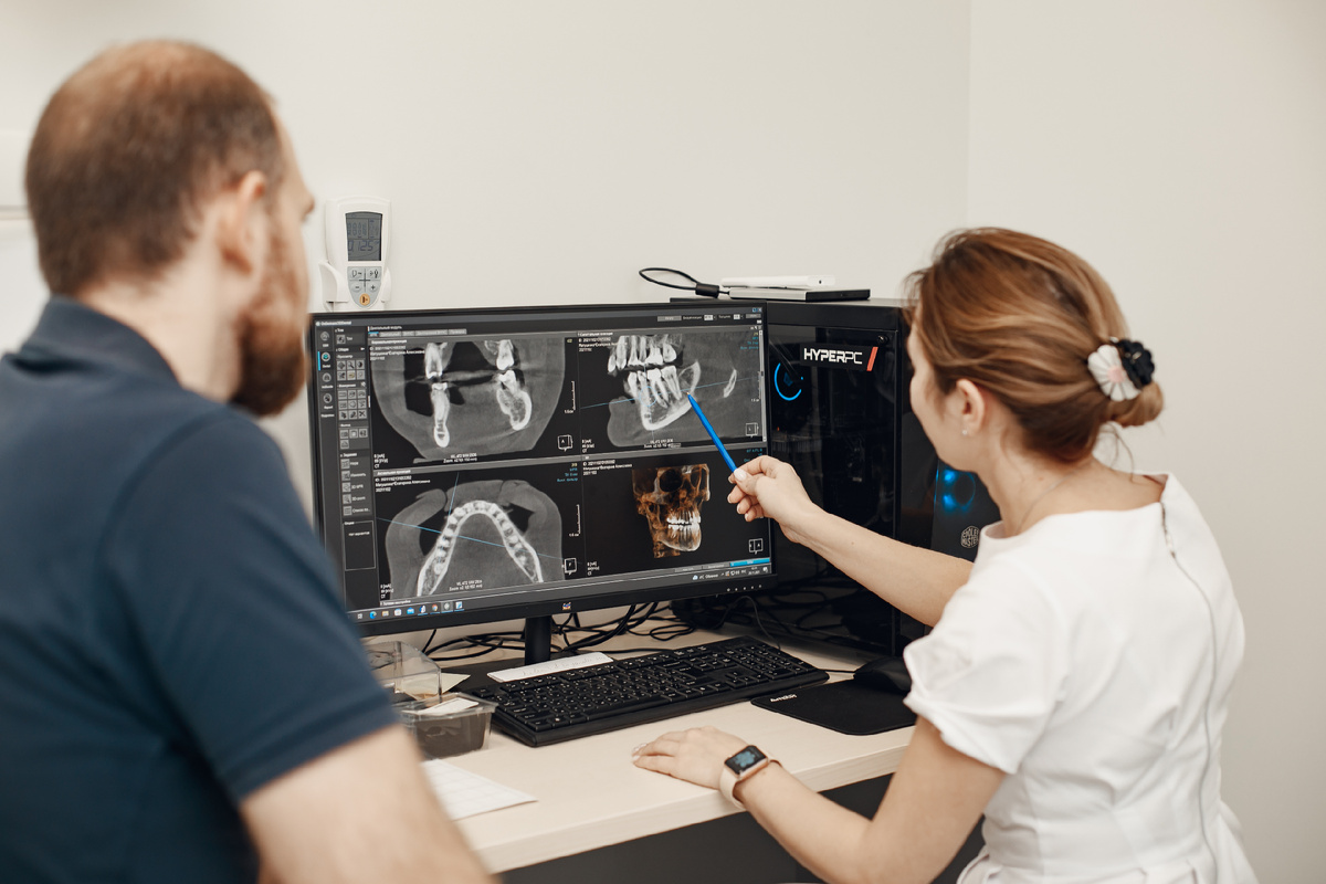 Фотография взята с сайта стоматологии Дмитрович Фэмили https://www.dmitrovich.ru/