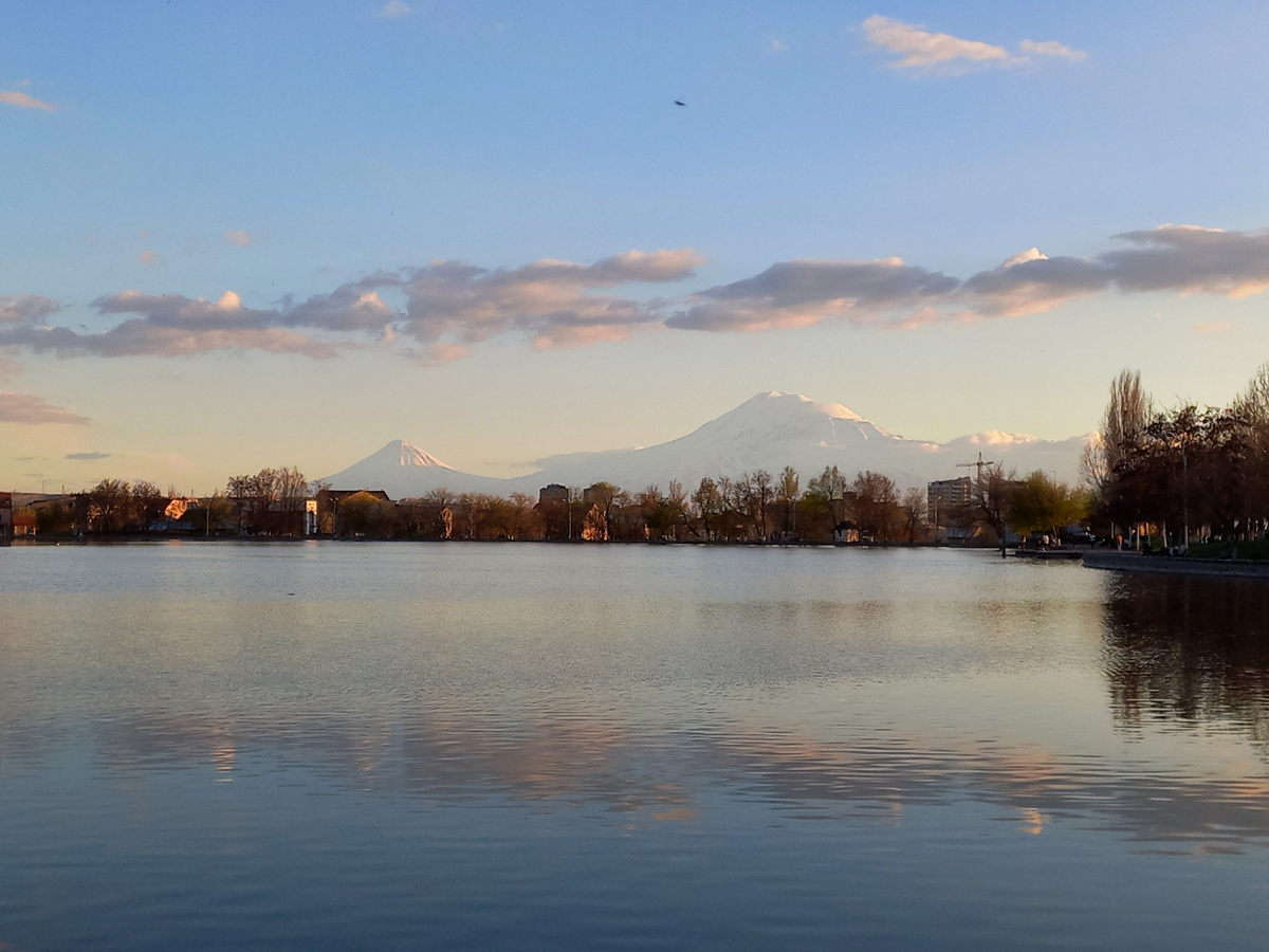 Вид на Арарат из Еревана