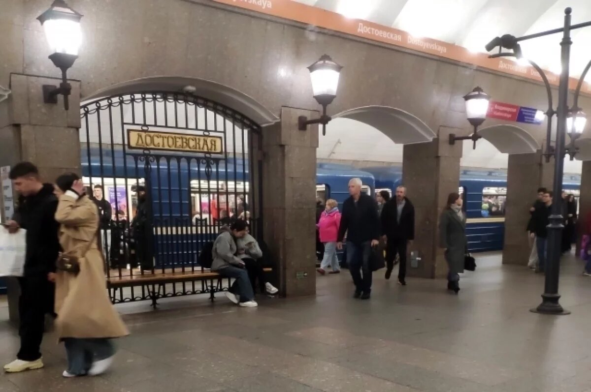    Интервальные часы появились на станции метро “Юго-Западная”