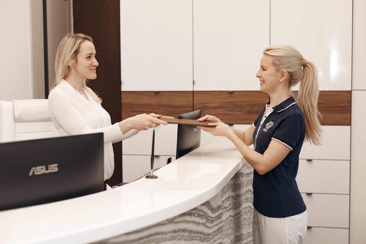 Фотография взята с сайта стоматологии Дмитрович Фэмили https://www.dmitrovich.ru/