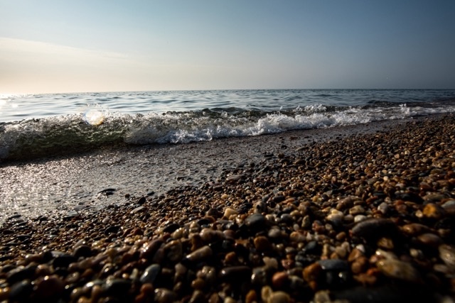 Галечный пляж на побережье Южной Озереевки

